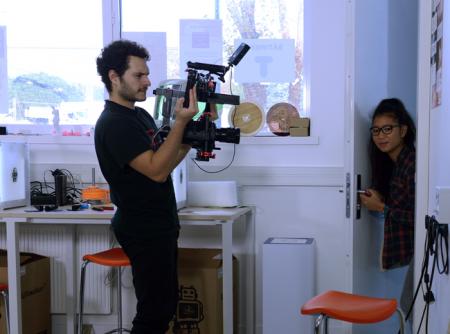 Photo d'un tournage dans l'Edulab de l'Université Rennes 2