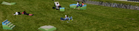 Etudiants dans l'herbe, campus Villejean